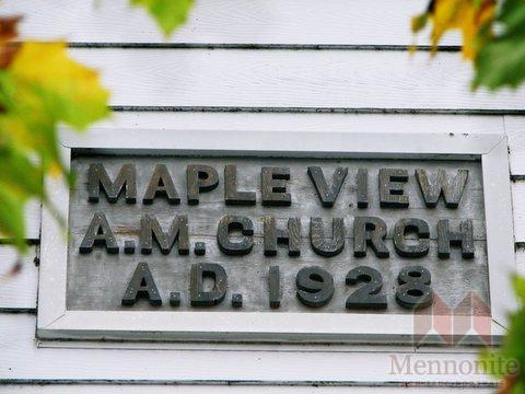 Maple View sign.JPG