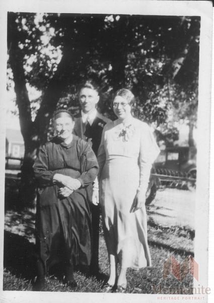 Katherina (Toews) Kroeker-1.jpg