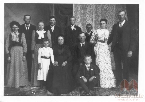FRIESEN AARON S. FAMILY.jpg