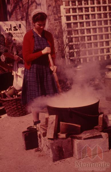 Hist.Mss.10.1.4 Fretz 83-158.jpg